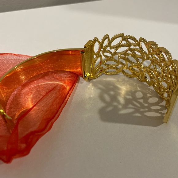 Elegant Gold, Rose Gold and Silver Women's Bracelet cuff - Picture 4 of 8